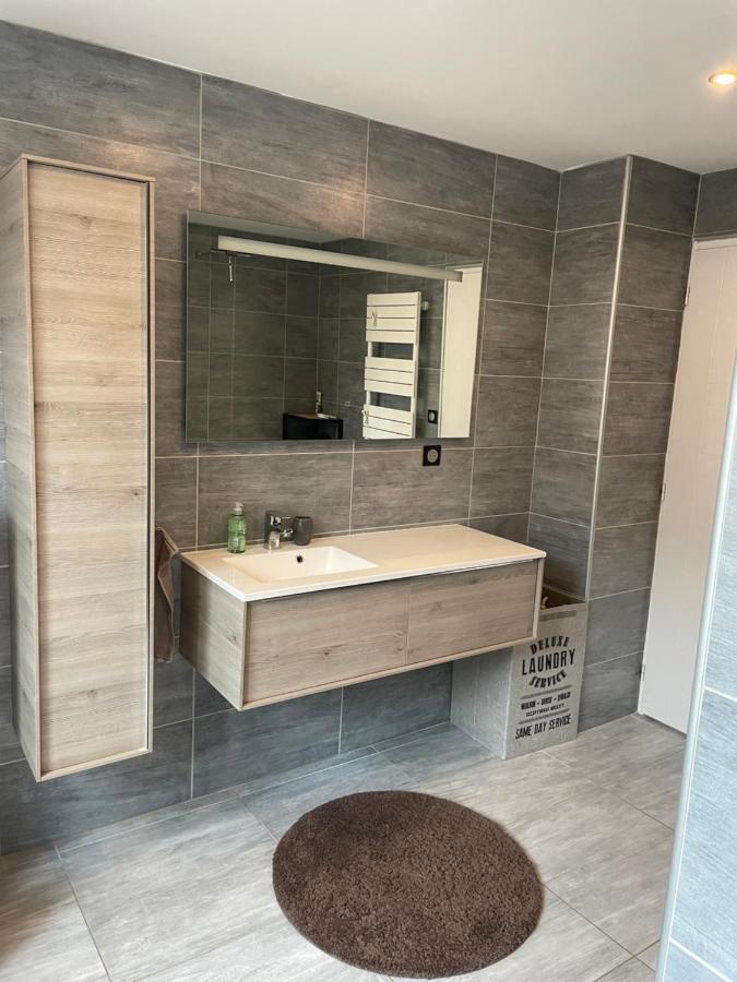 Moderne Avec Wifi Garage Et Proche Du Centre Charleville-Mézières