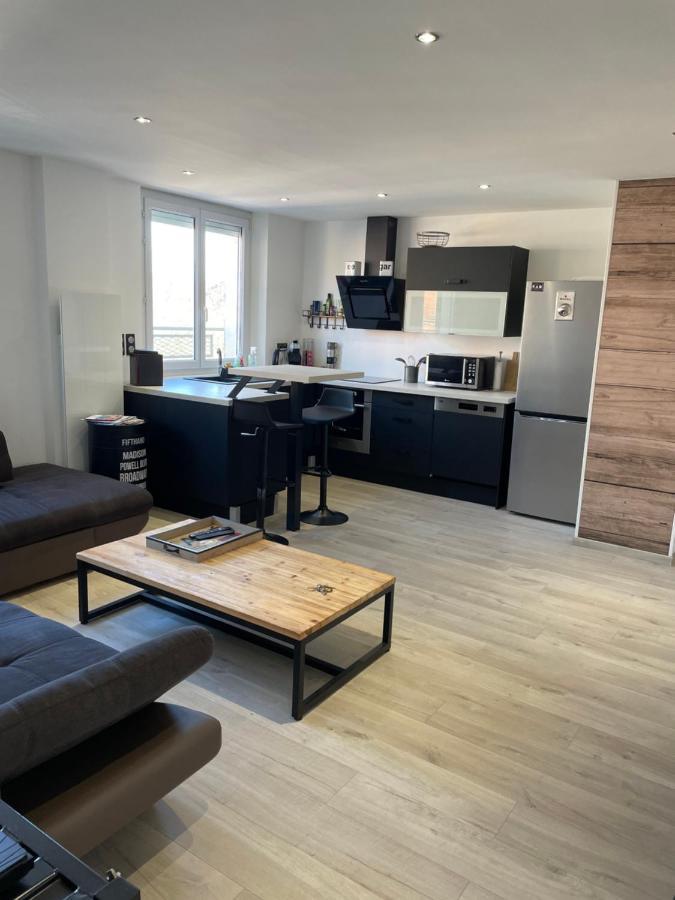 Apartment Moderne Avec Wifi Garage Et Proche Du Centre Charleville-Mézières